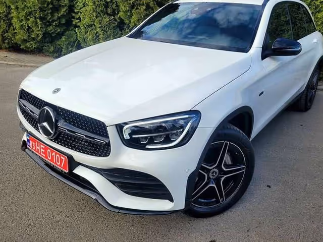 Mercedes-Benz GLC - фото 1
