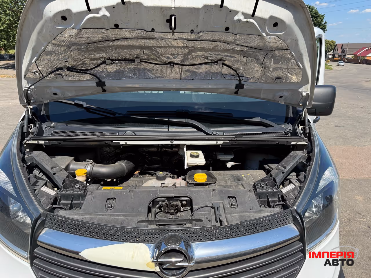 Opel Vivaro - фото 15