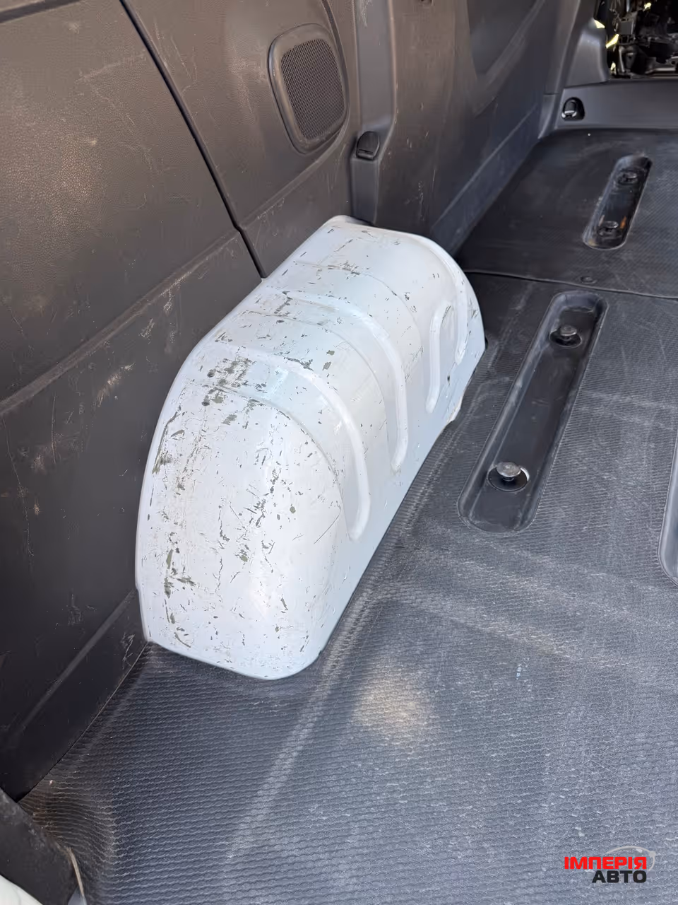 Opel Vivaro - фото 21