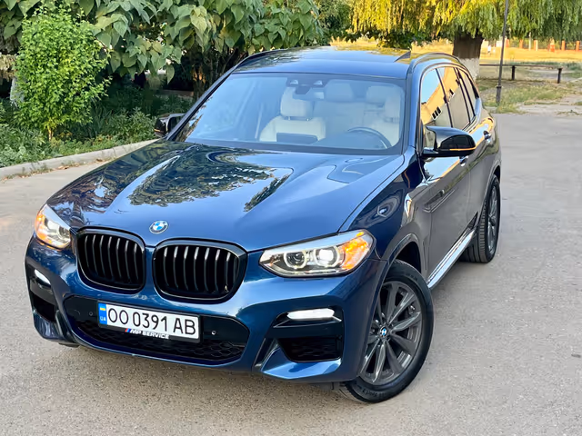 BMW X3 - фото 1