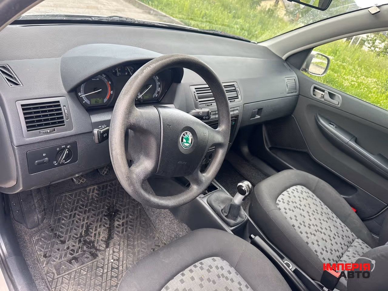 Skoda Fabia - фото 3