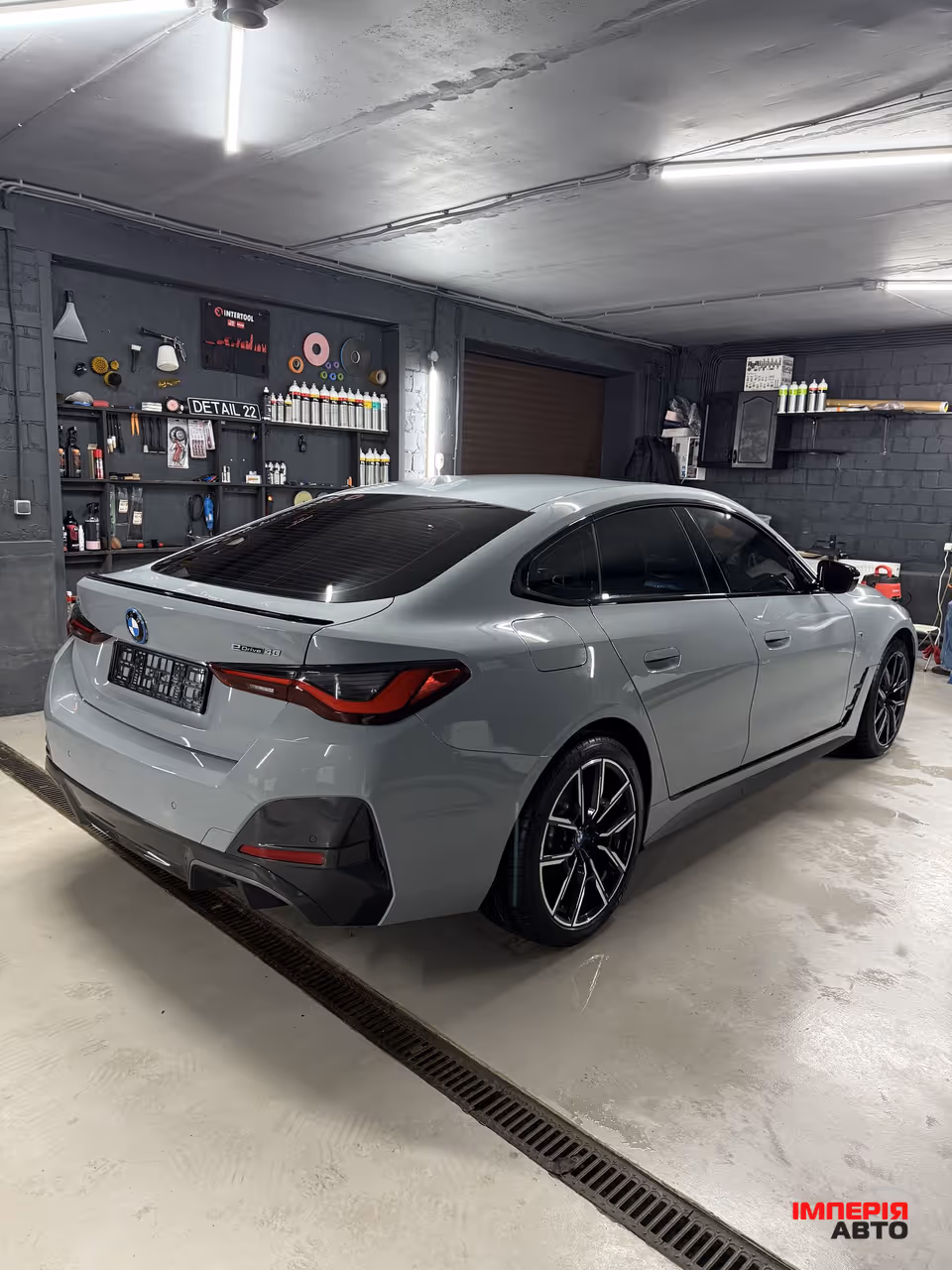 BMW i4 - фото 5