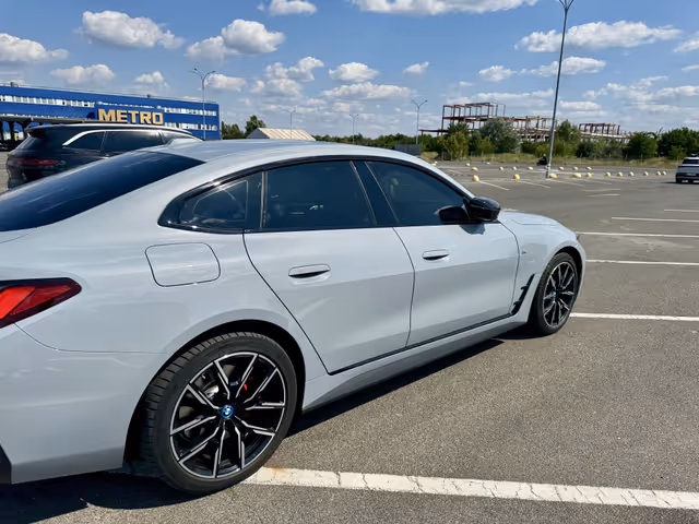 BMW i4 2023, г. Киев, $40 900 - изображение 5