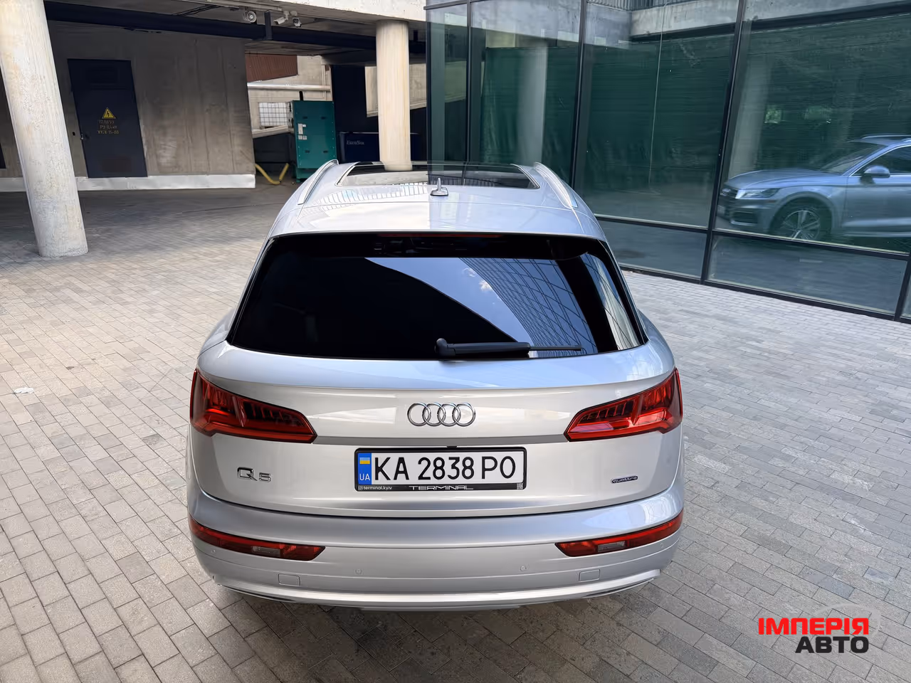 Audi Q5 - фото 8