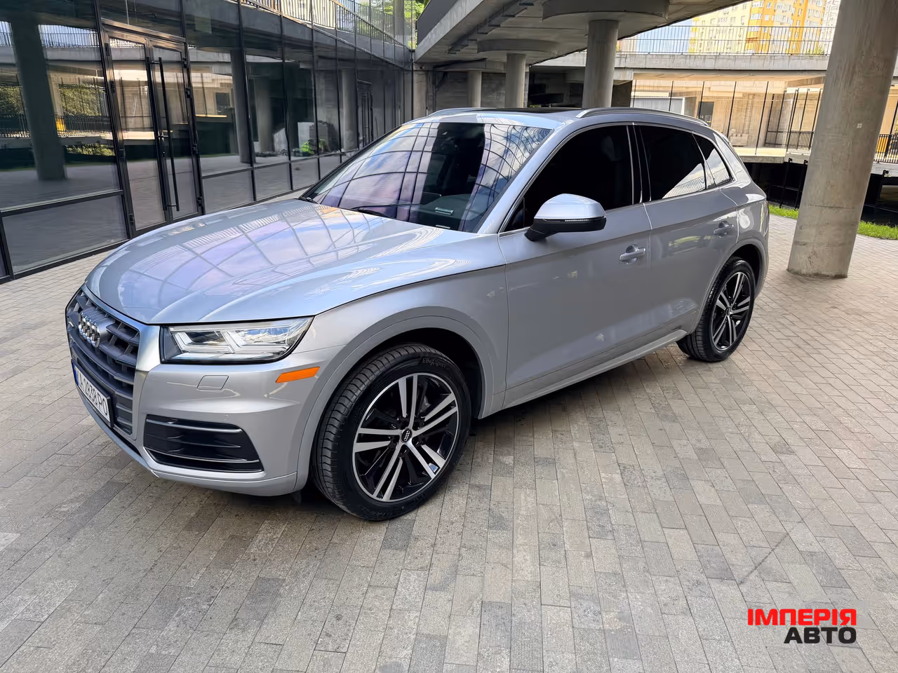 Audi Q5 - фото 3