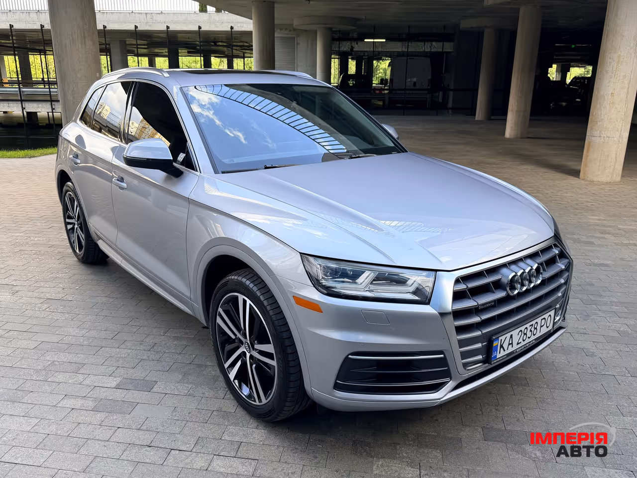Audi Q5 - фото 4