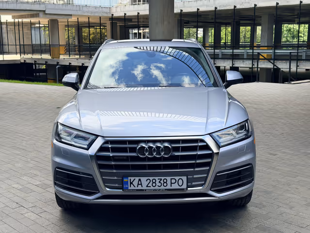 Audi Q5 - фото 2