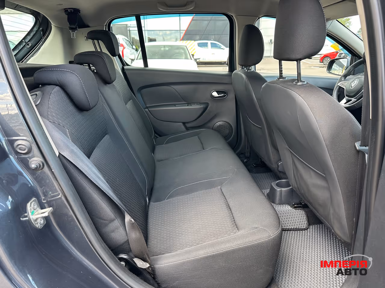 Renault Sandero - фото 29