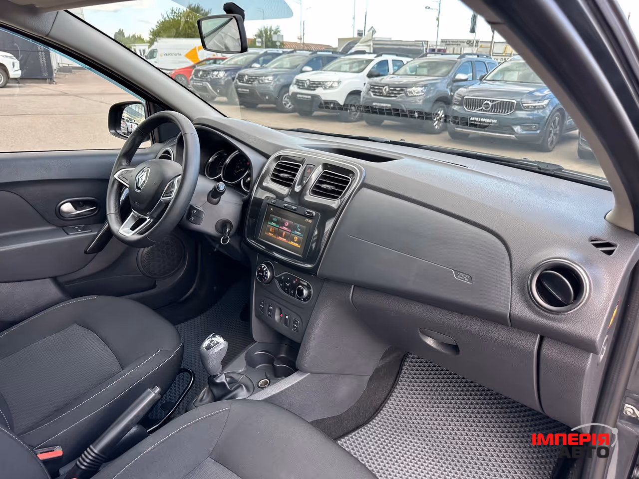 Renault Sandero - фото 27
