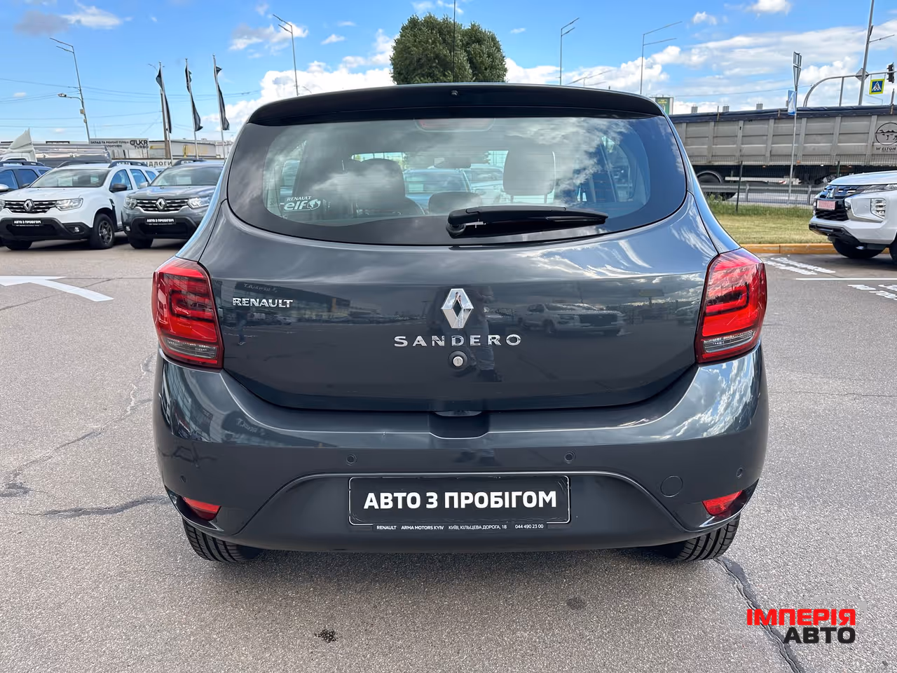Renault Sandero - фото 6