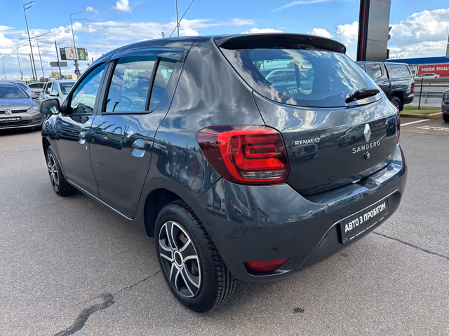 Renault Sandero - фото 5