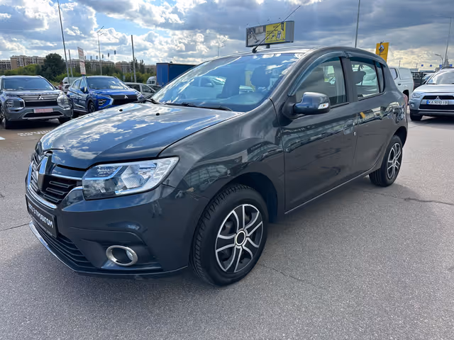 Renault Sandero - фото 3