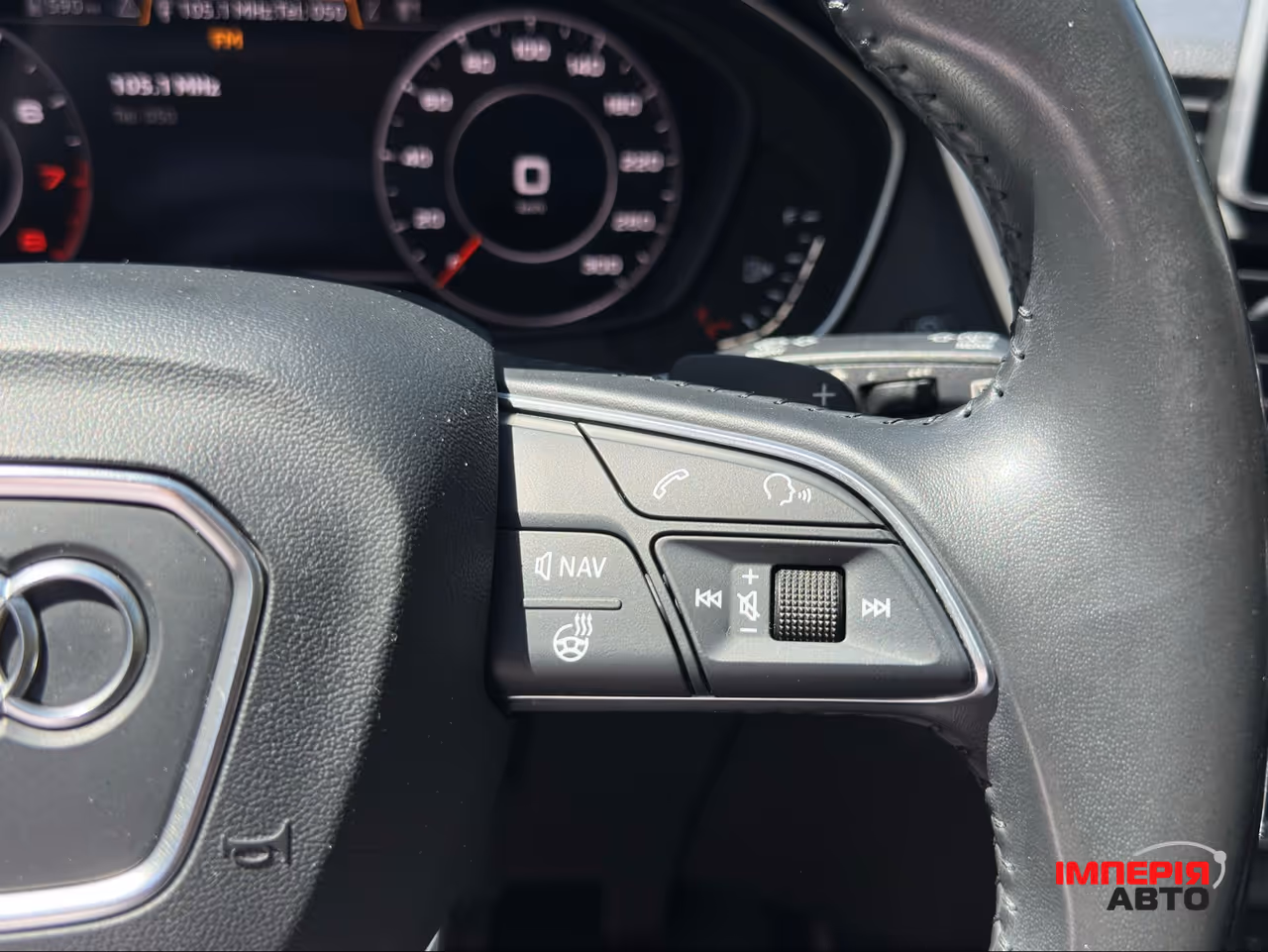 Audi Q5 - фото 15