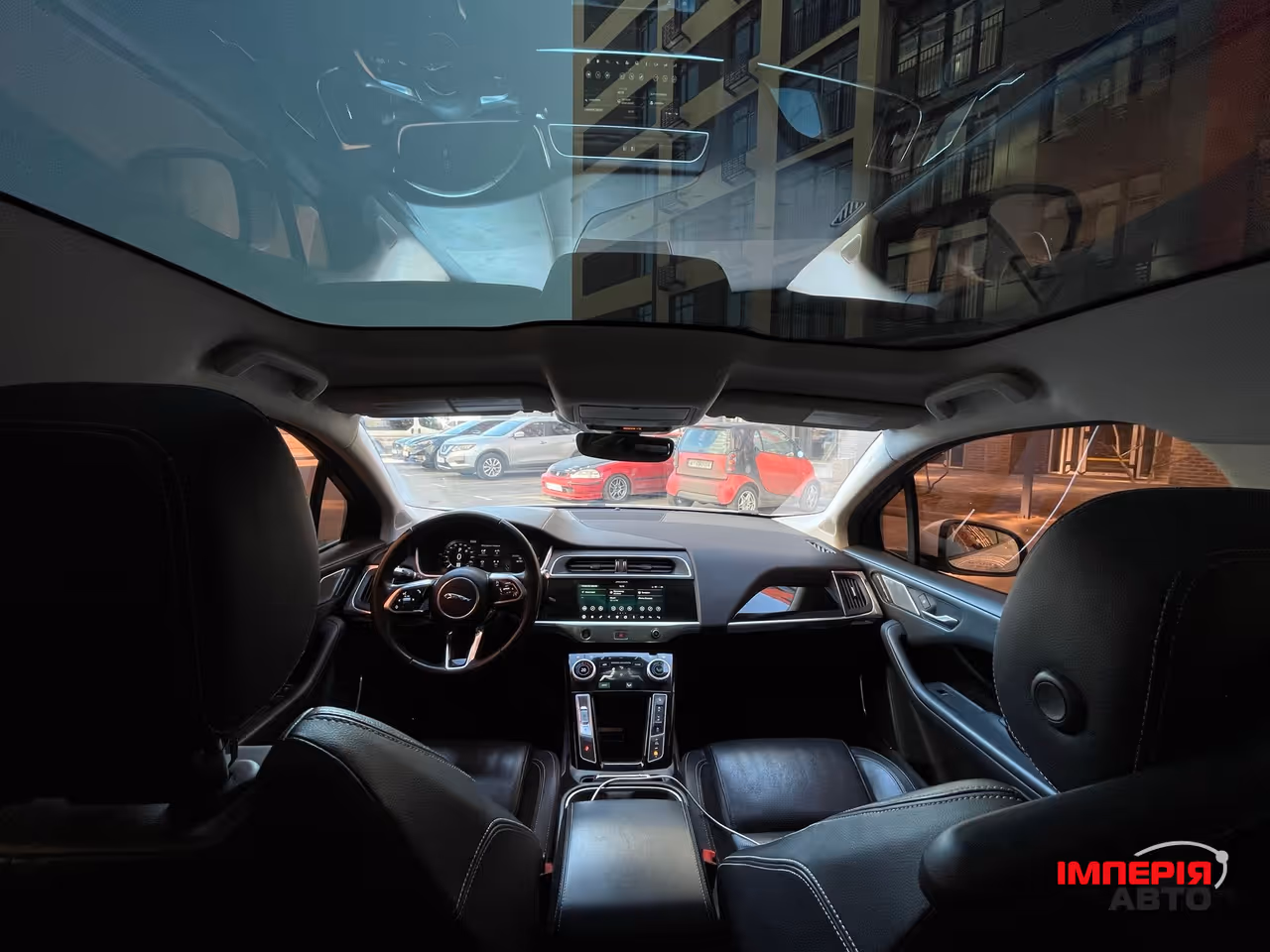 Jaguar I-Pace - фото 12