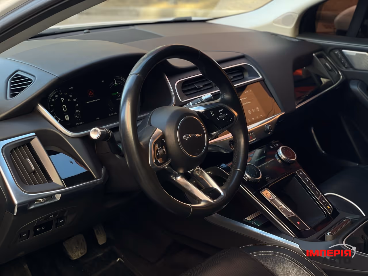 Jaguar I-Pace - фото 10