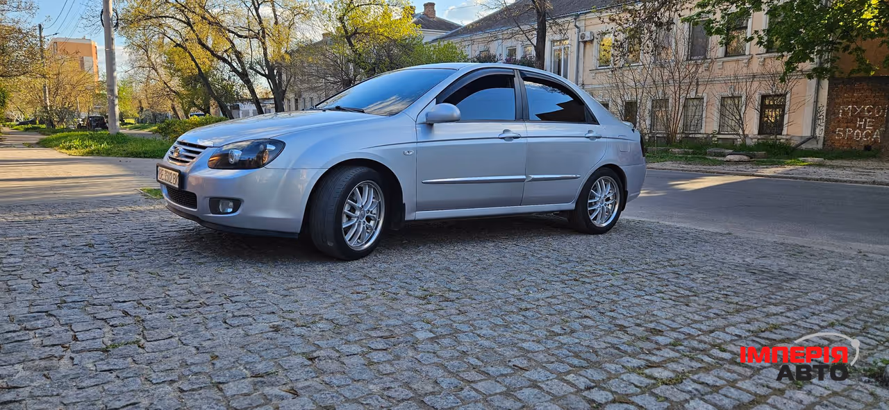 Kia Cerato - фото 4