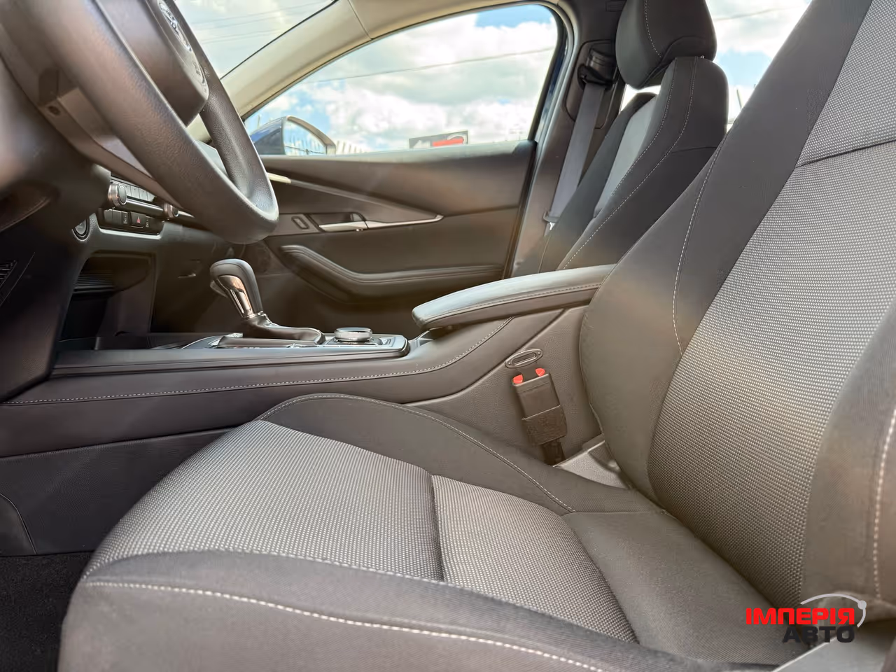 Mazda CX-30 - фото 8