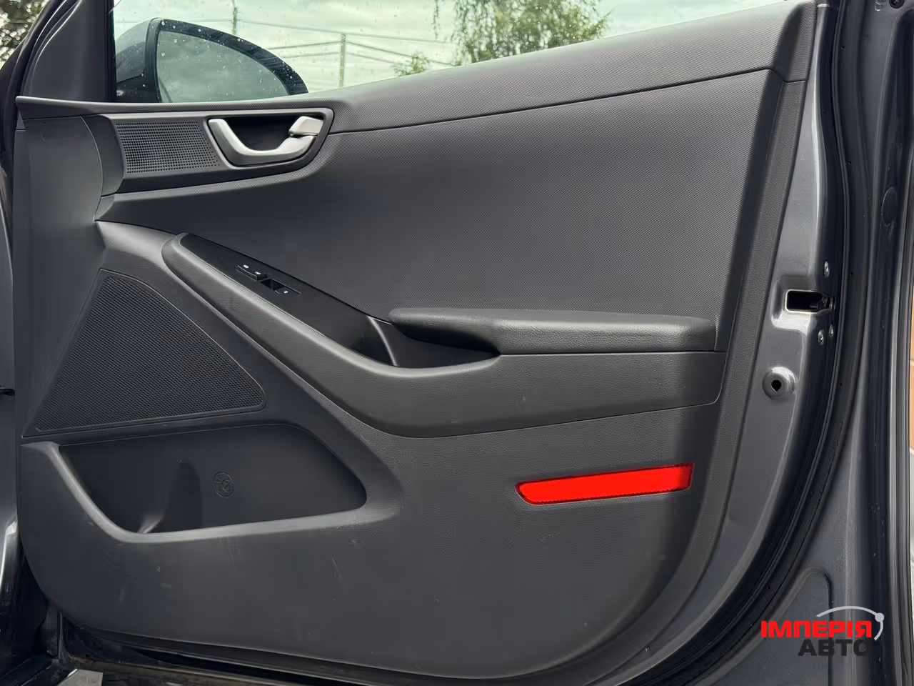 Hyundai IONIQ - фото 60