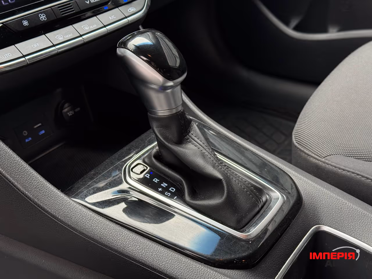 Hyundai IONIQ - фото 36