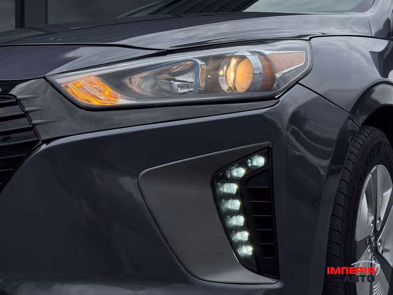 Hyundai IONIQ - фото 11
