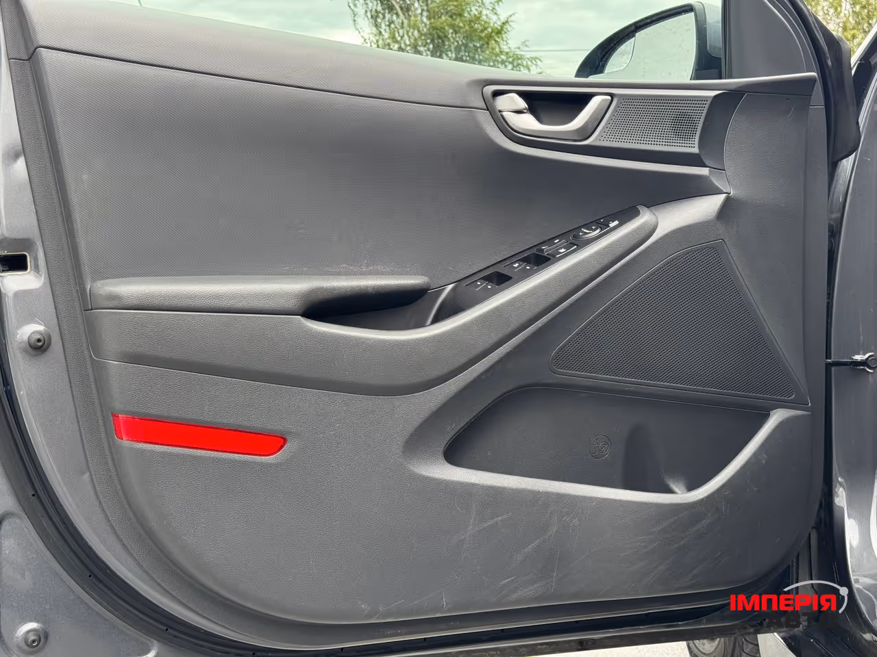 Hyundai IONIQ - фото 27