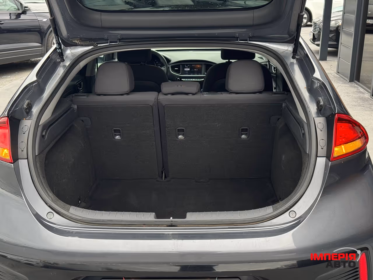 Hyundai IONIQ - фото 22