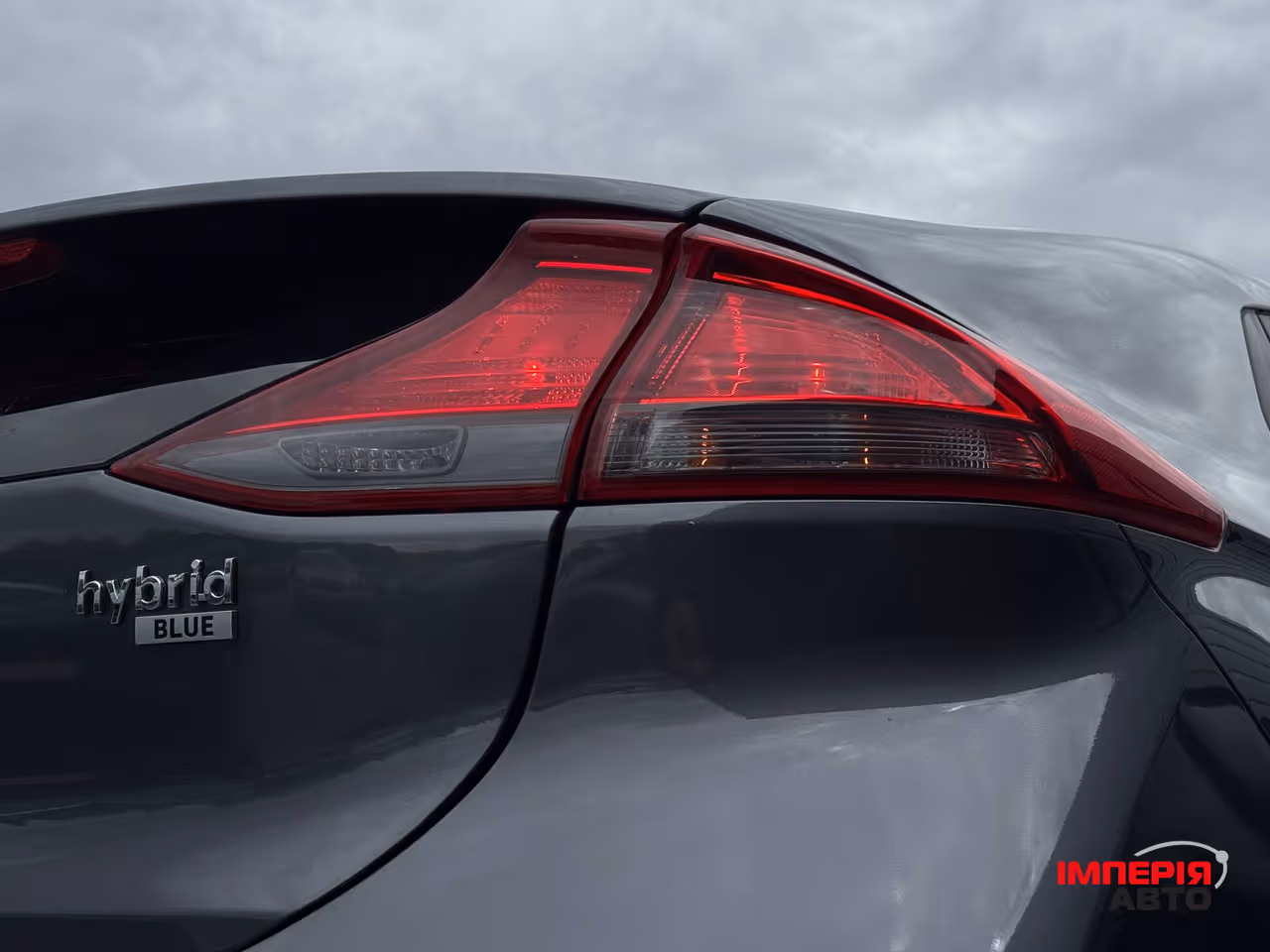 Hyundai IONIQ - фото 19