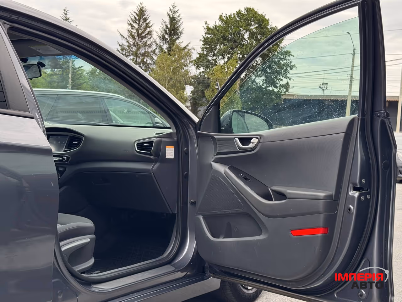Hyundai IONIQ - фото 59