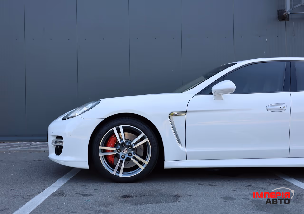 Porsche Panamera - фото 22