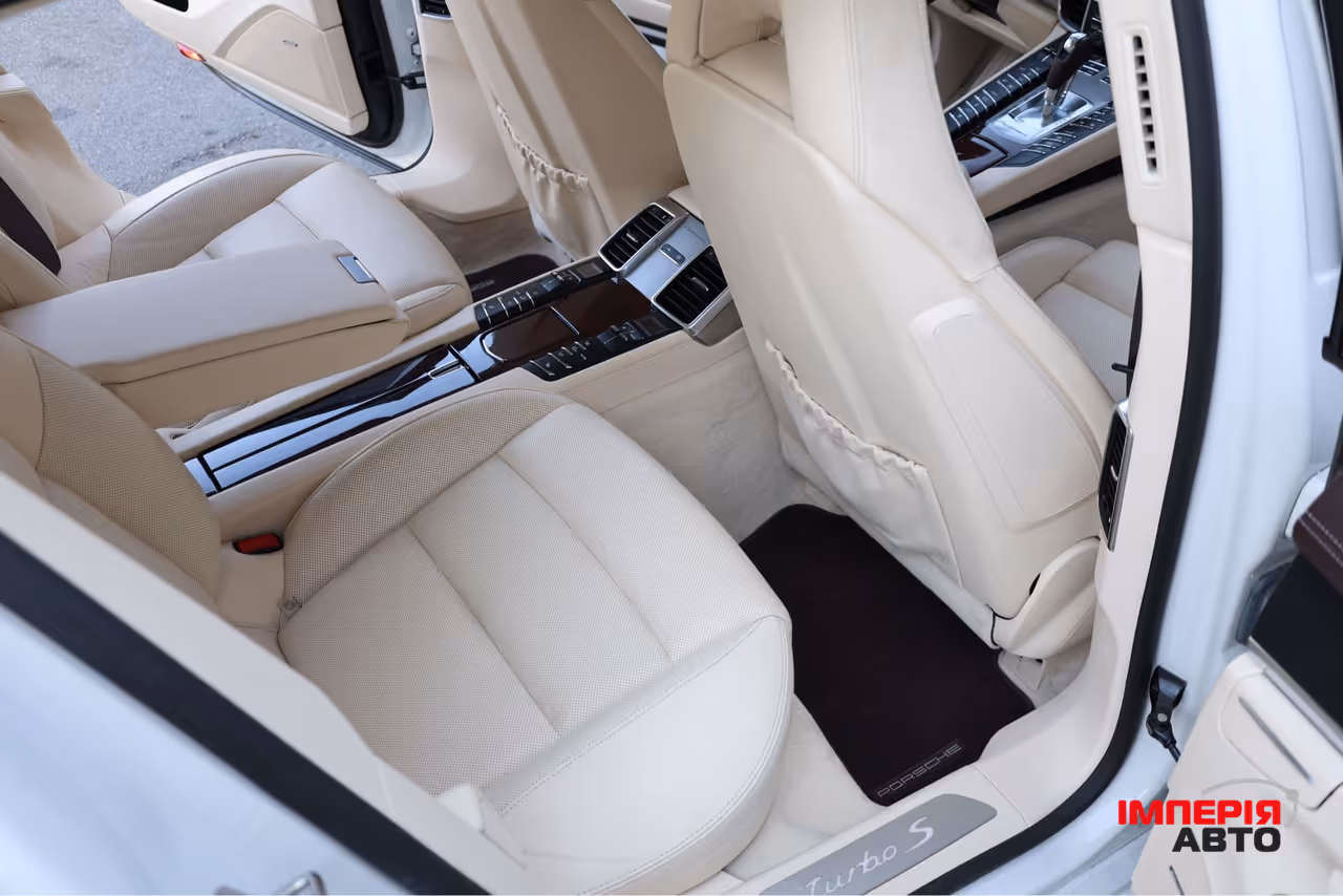 Porsche Panamera - фото 32