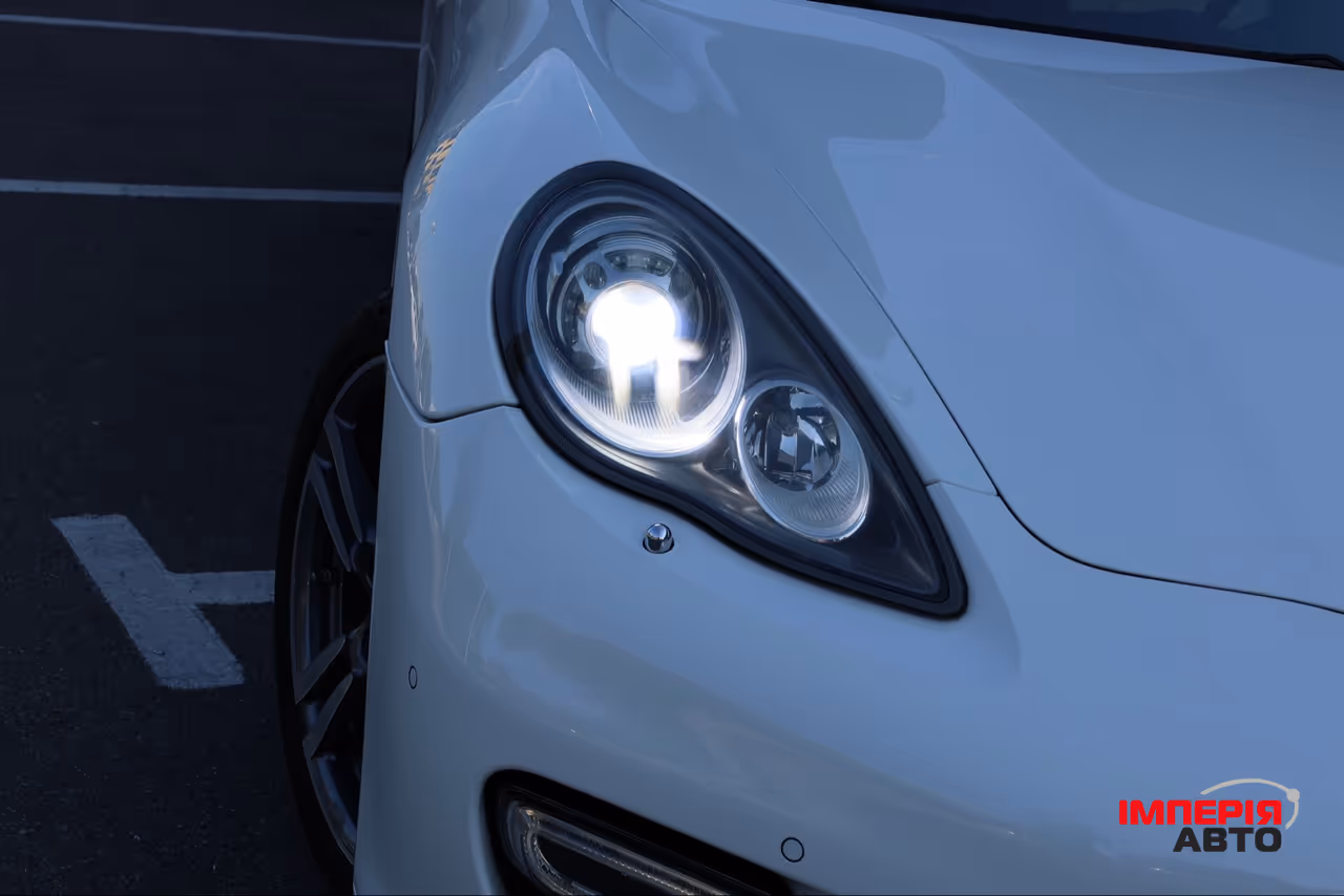 Porsche Panamera - фото 6