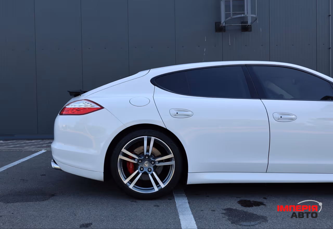 Porsche Panamera - фото 10
