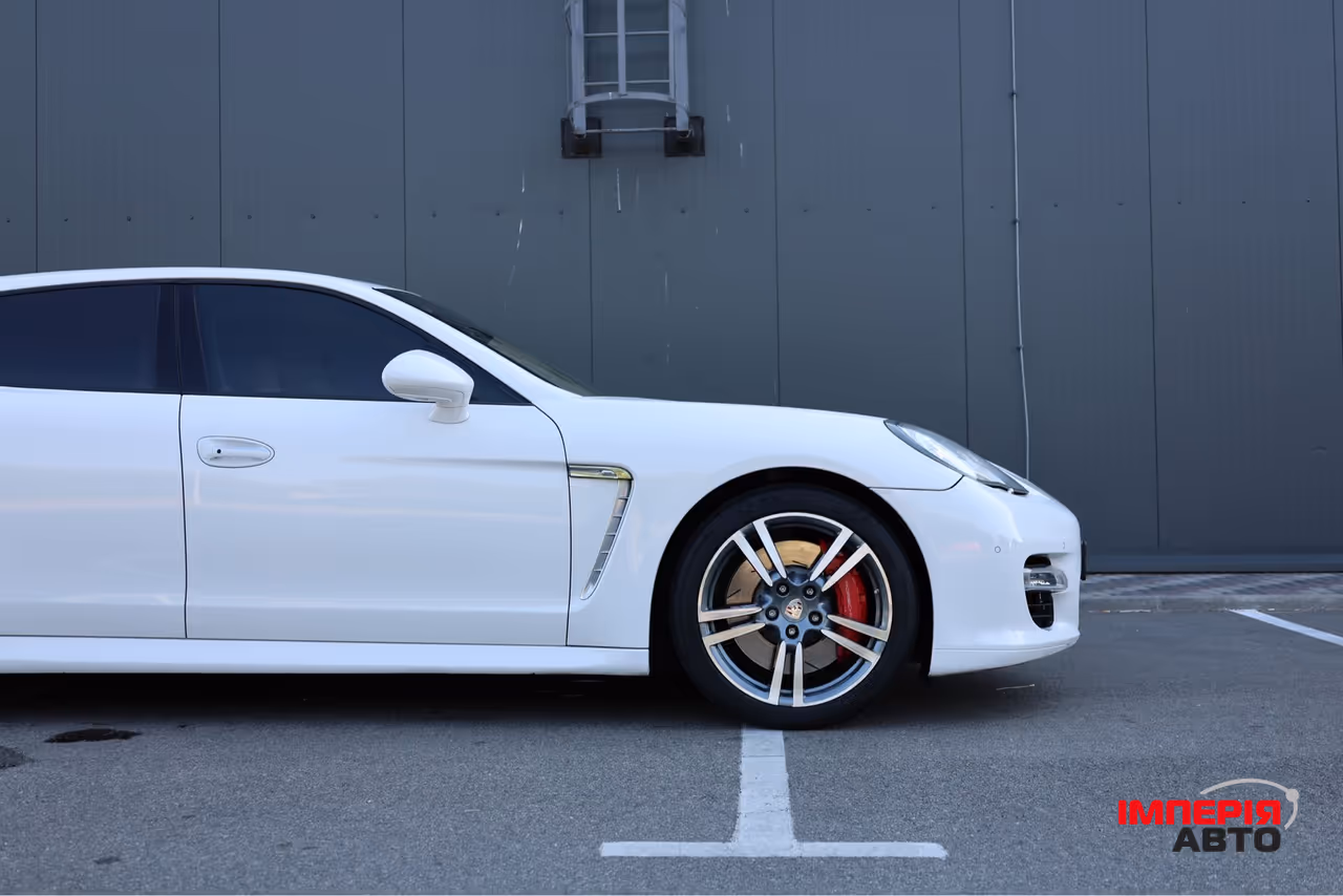 Porsche Panamera - фото 8