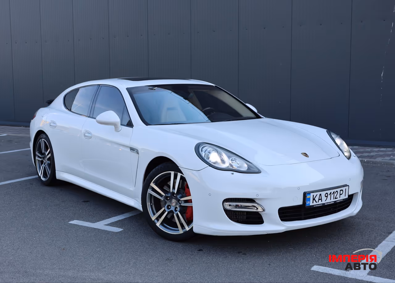 Porsche Panamera - фото 1