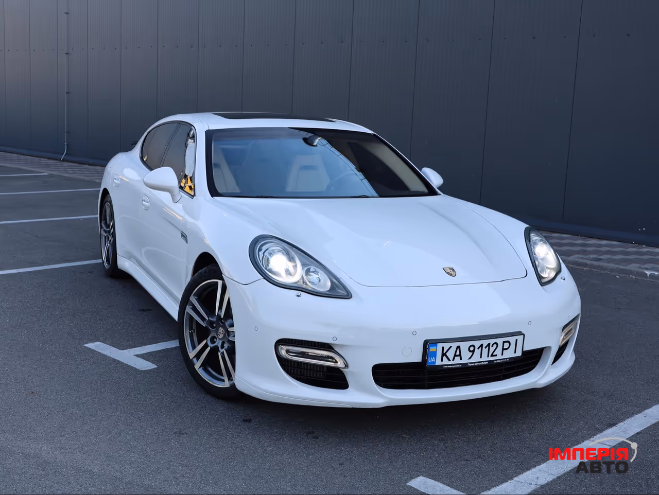 Porsche Panamera - фото 3