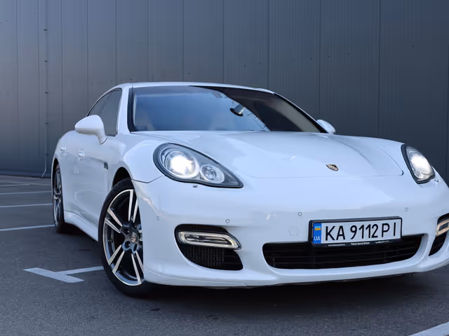 Porsche Panamera - фото 4