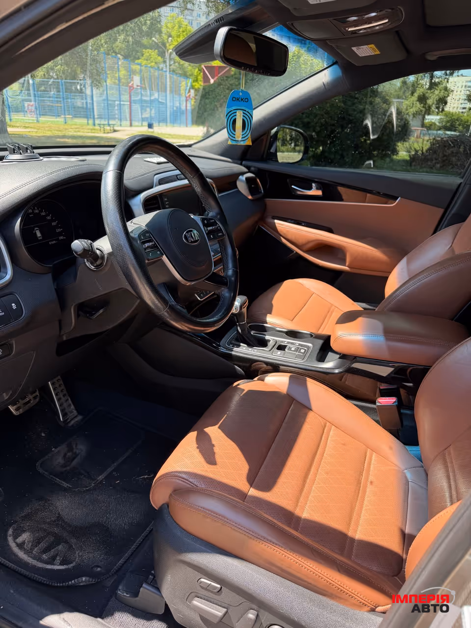 Kia Sorento - фото 6