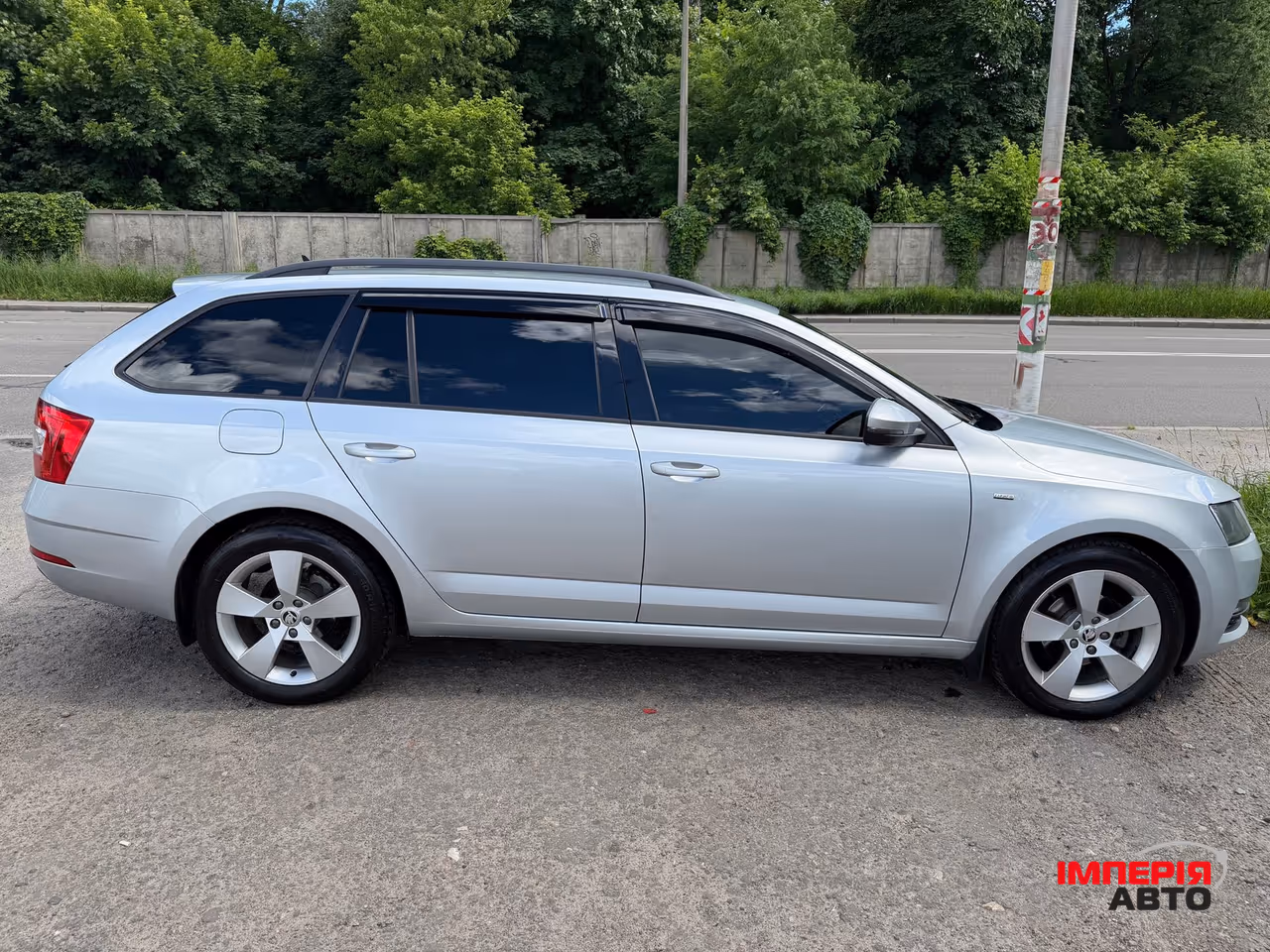 Skoda Octavia - фото 3