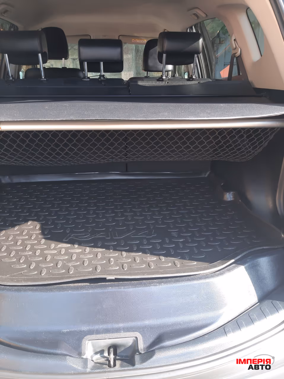 Toyota RAV4 - фото 26