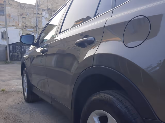 Toyota RAV4 - фото 4