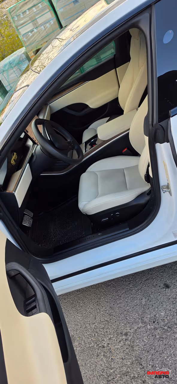 Tesla Model S - фото 6