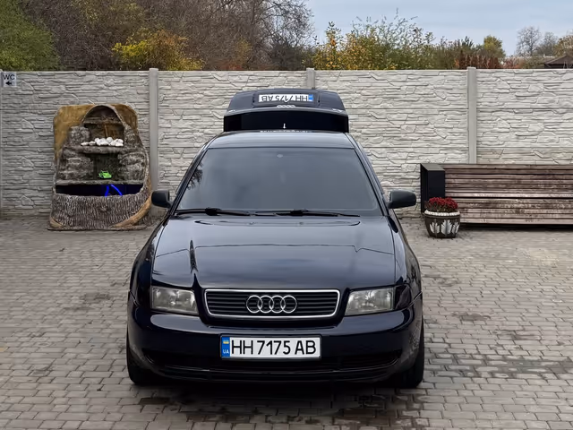 Audi A4 - фото 4