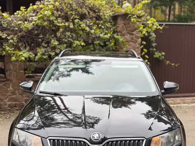 Skoda Octavia - фото 3