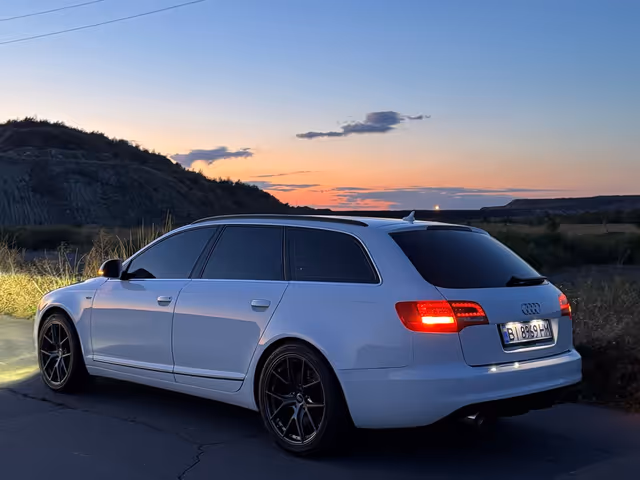 Audi A6 - фото 2