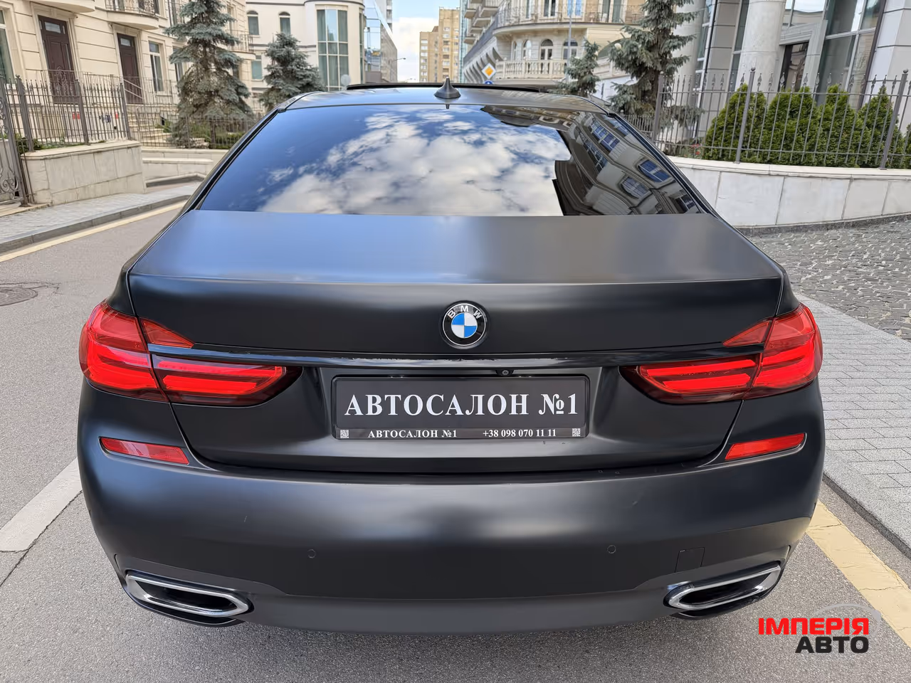 BMW 7 серії - фото 9