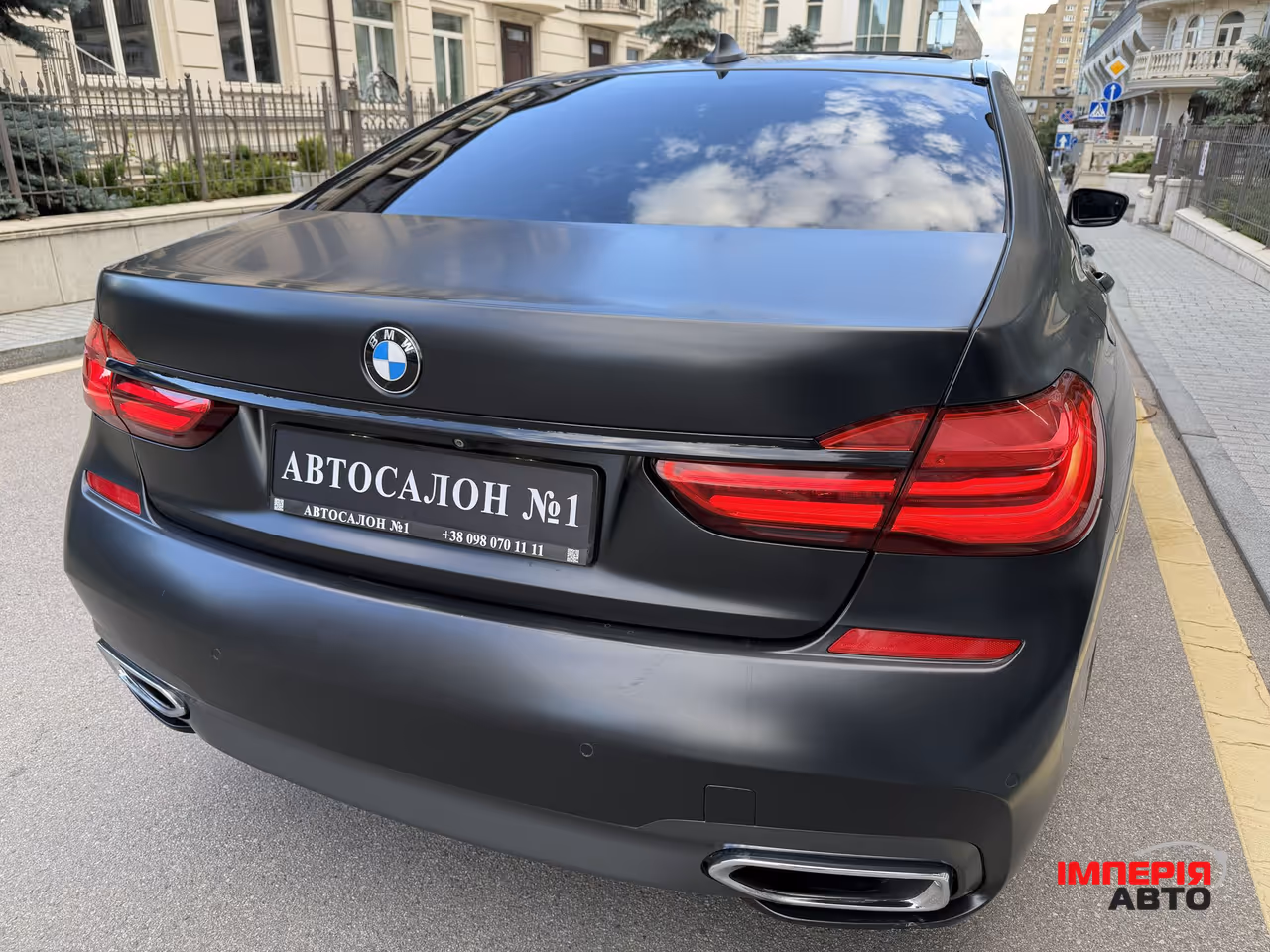 BMW 7 серії - фото 10