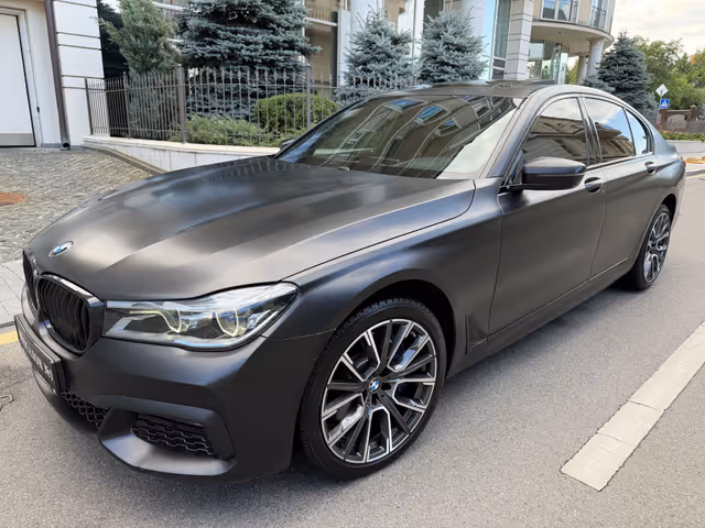 BMW 7 серії - фото 3