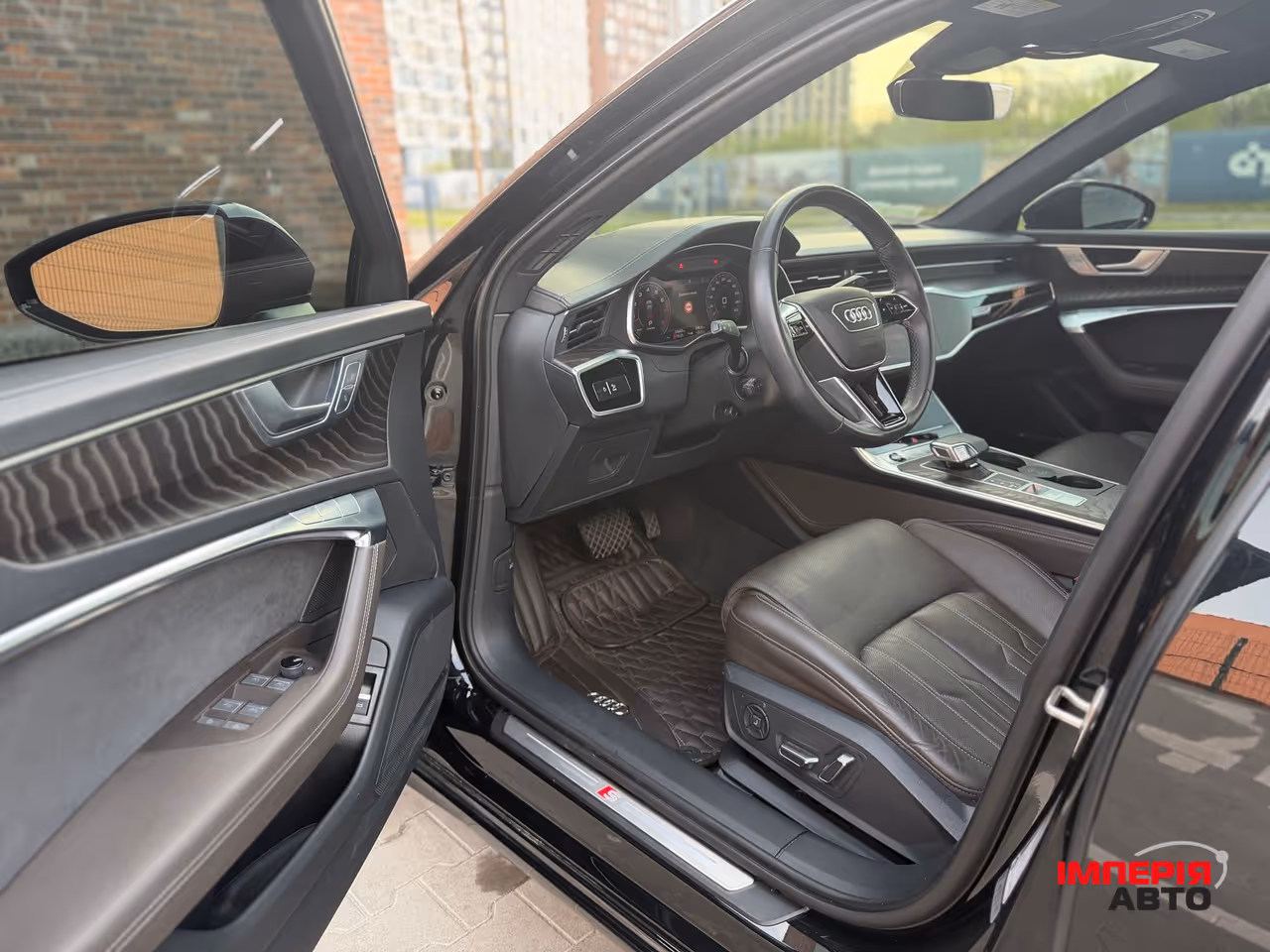 Audi A6 - фото 12