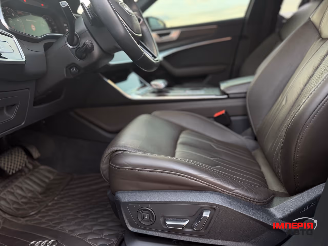 Audi A6 - фото 14