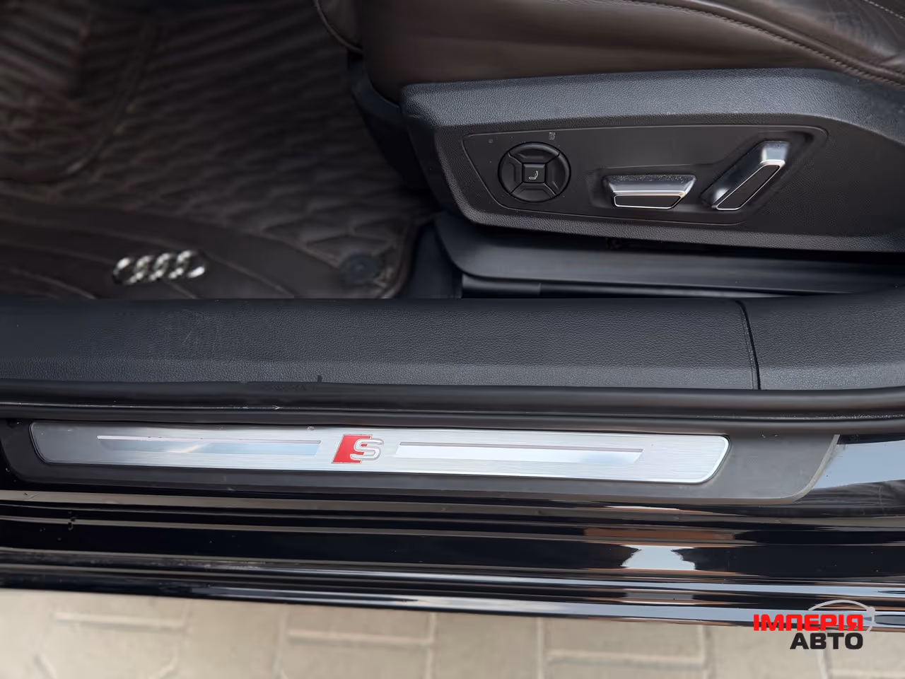 Audi A6 - фото 15